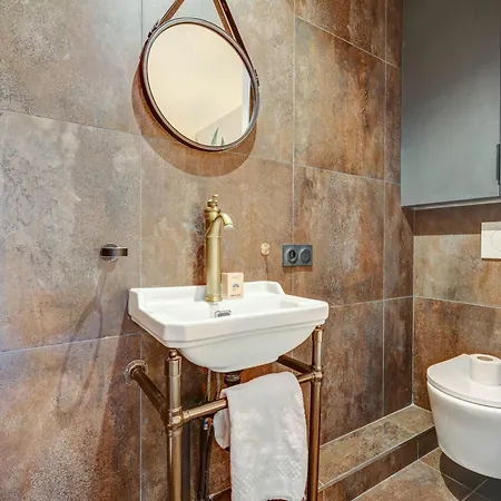 Gare De Lyon 4bd - 4bth Apartment! * Paris