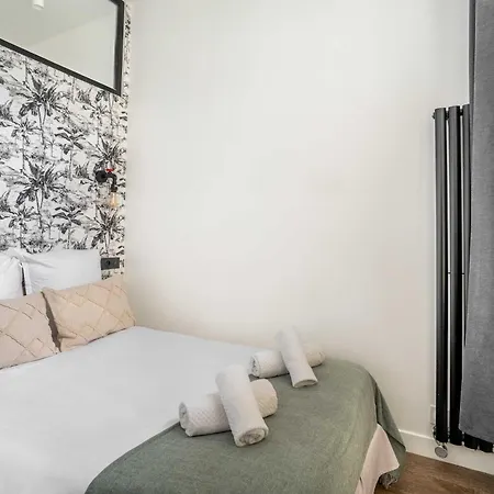 Gare De Lyon 4bd - 4bth Apartment! * Parigi