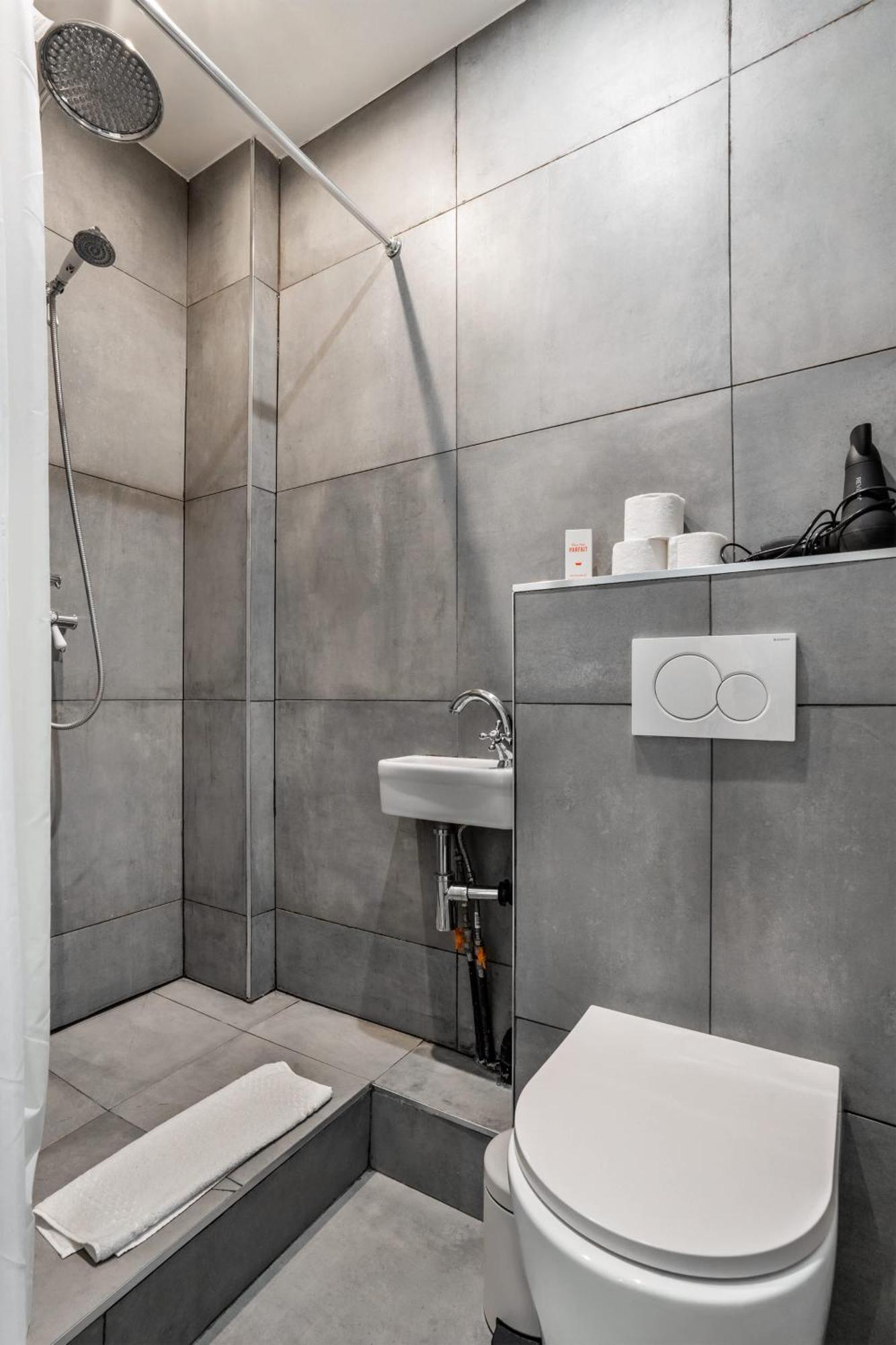Gare De Lyon 4bd - 4bth Apartment! Parigi