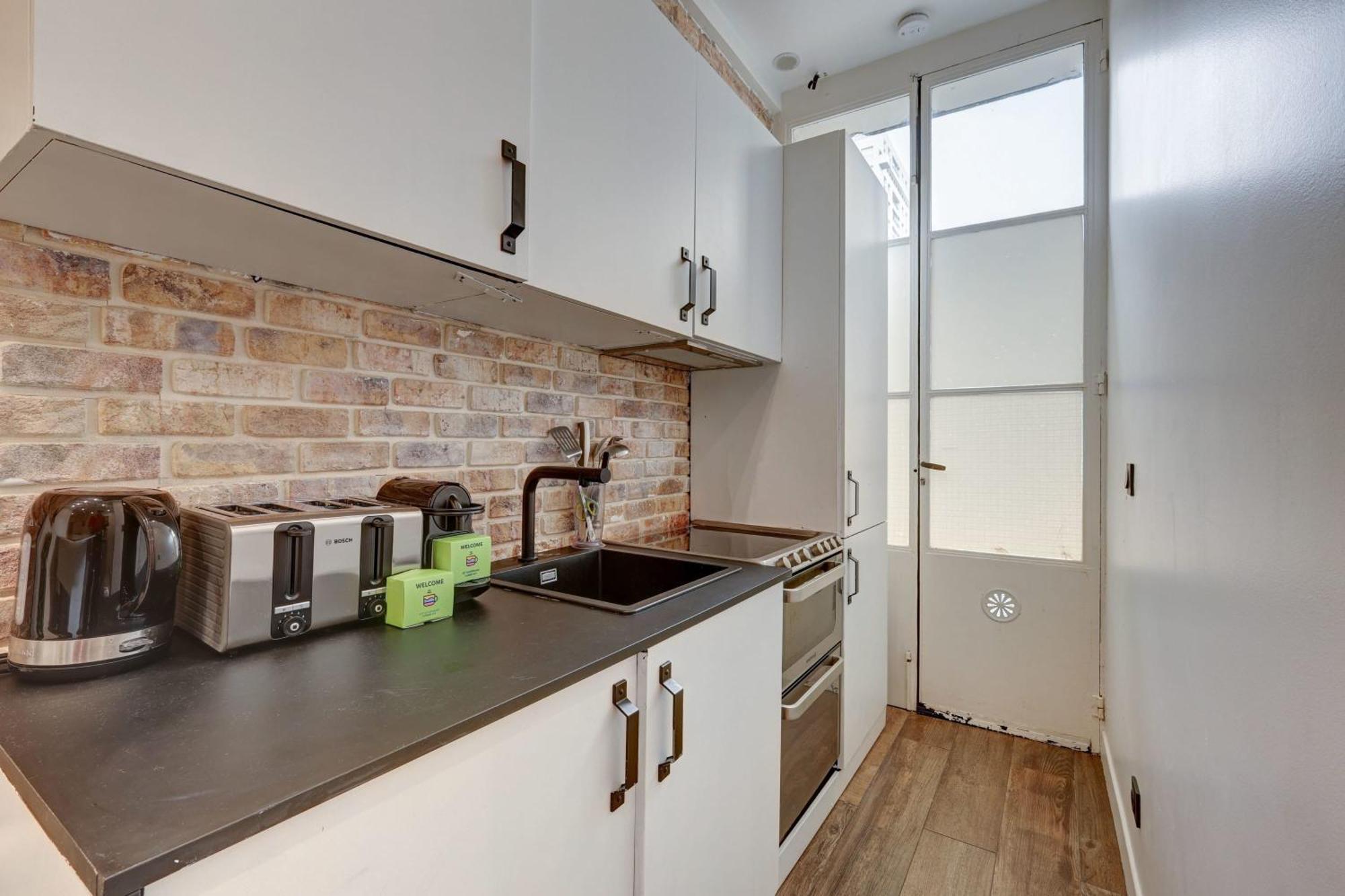 Gare De Lyon 4bd - 4bth Apartment! Parigi